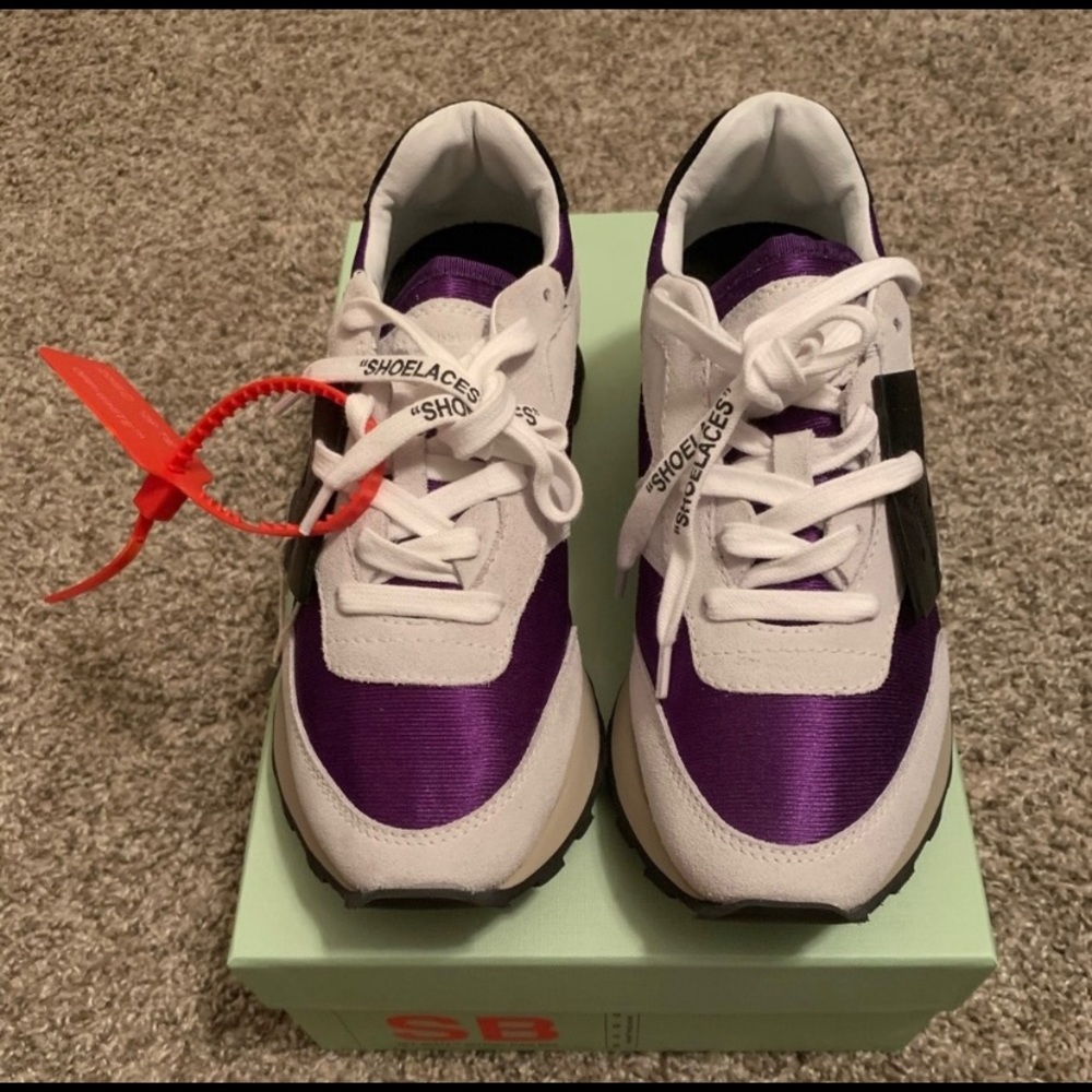 Never worn authentic Off White HG Runner.